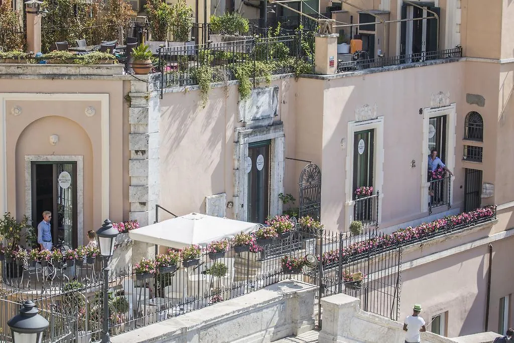 Royal Suite Trinità Dei Monti Rome Hotel