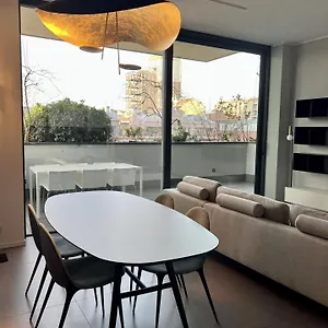 מלון דירות Bosco Verticale