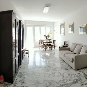 Apartment La Casetta Di Nonna Anna - 120 Mq Bright In Downtown