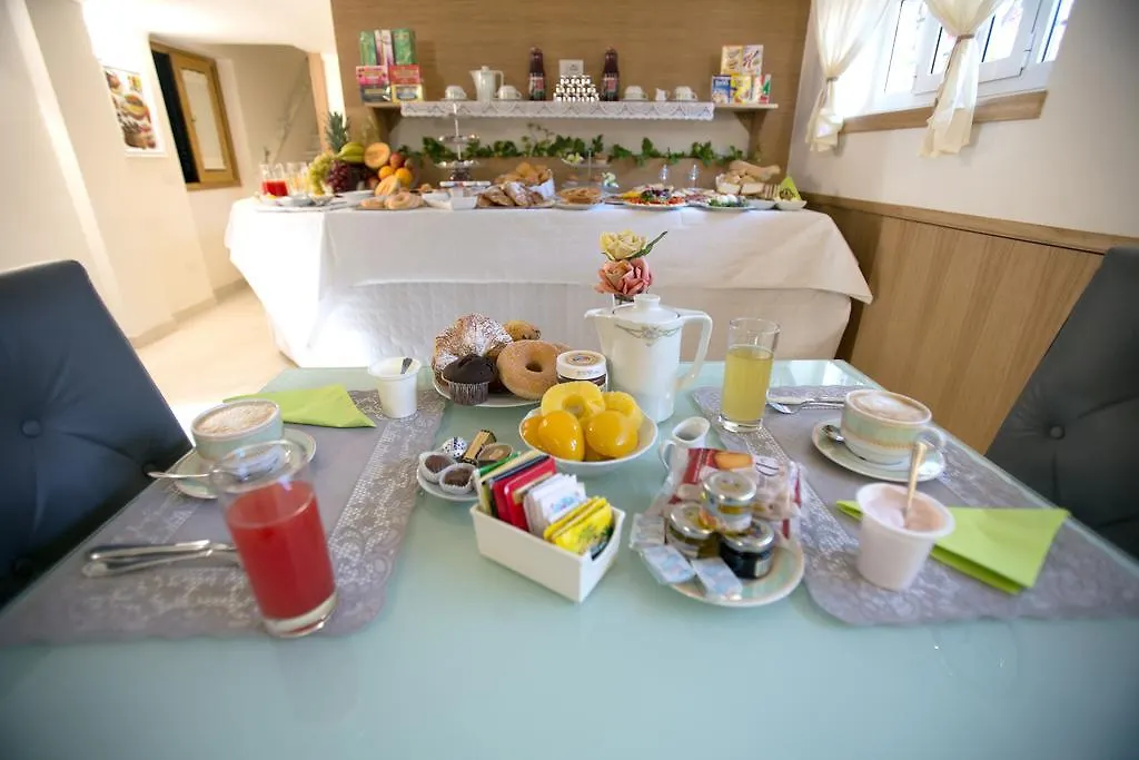 מלון רומא Royal Suite Trinita Dei Monti