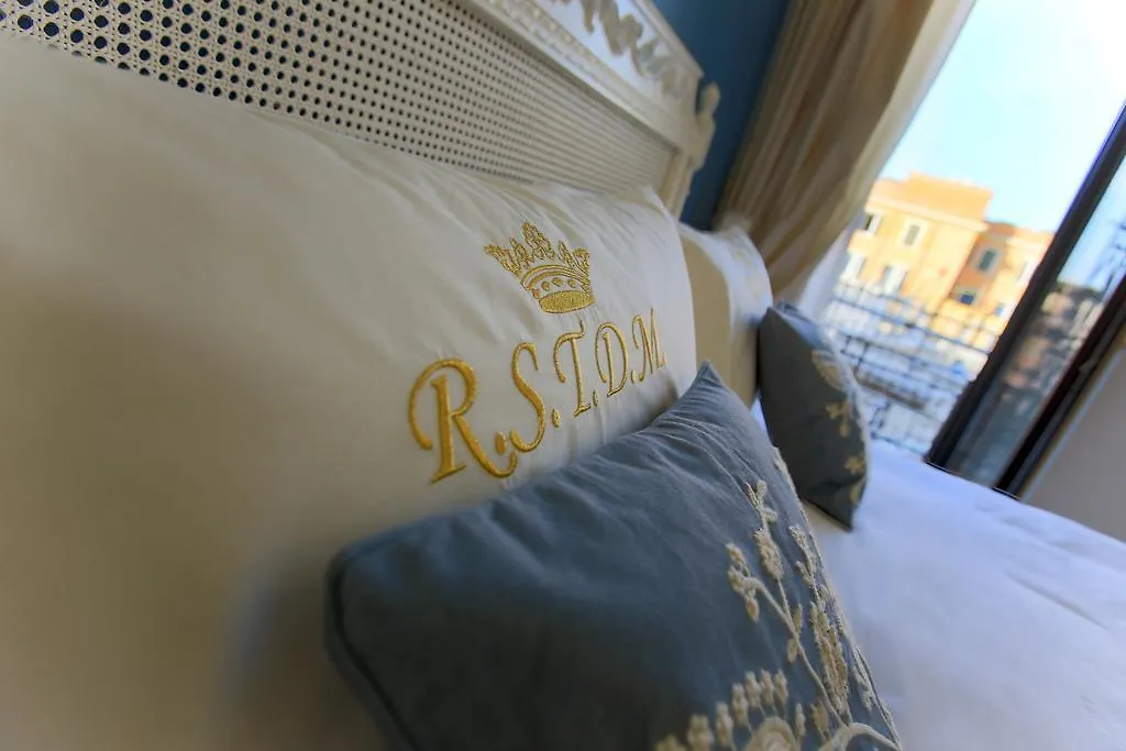 רומא Royal Suite Trinita Dei Monti מלון