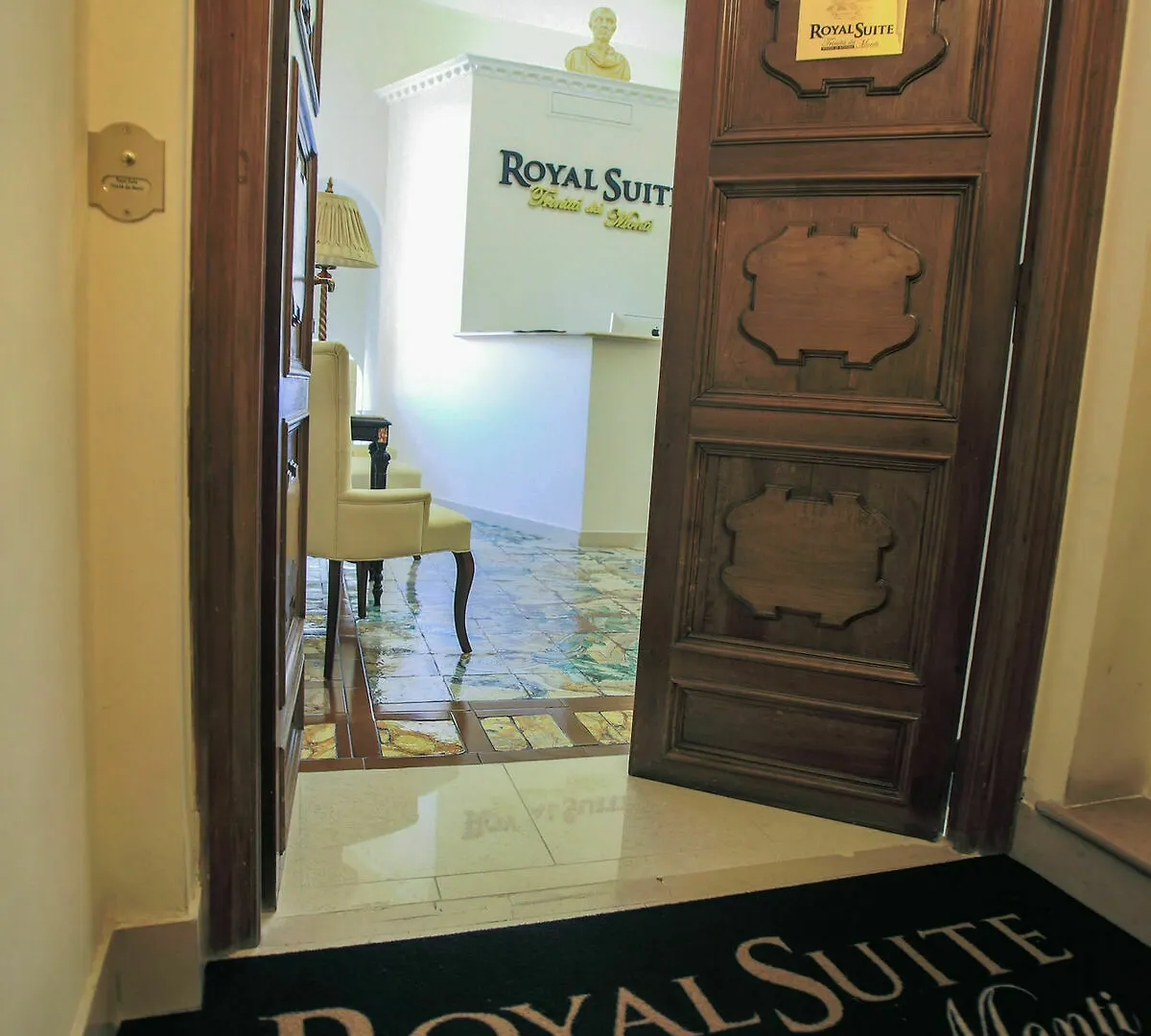 רומא Royal Suite Trinita Dei Monti 4*,