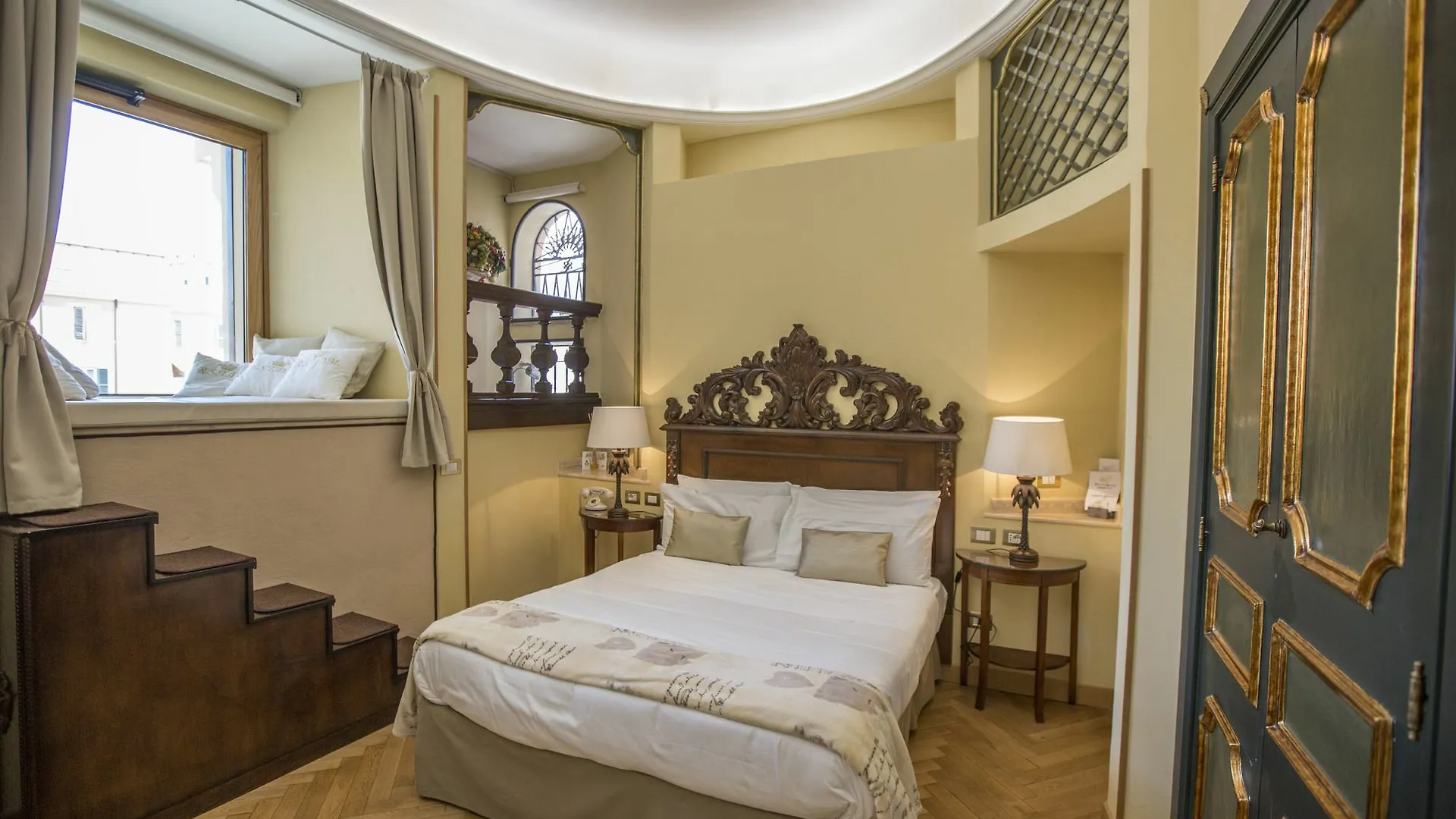 רומא Royal Suite Trinita Dei Monti 4*,  איטליה